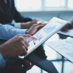 Retorno do investimento em franquias de segurança: o que esperar do payback e do ROI