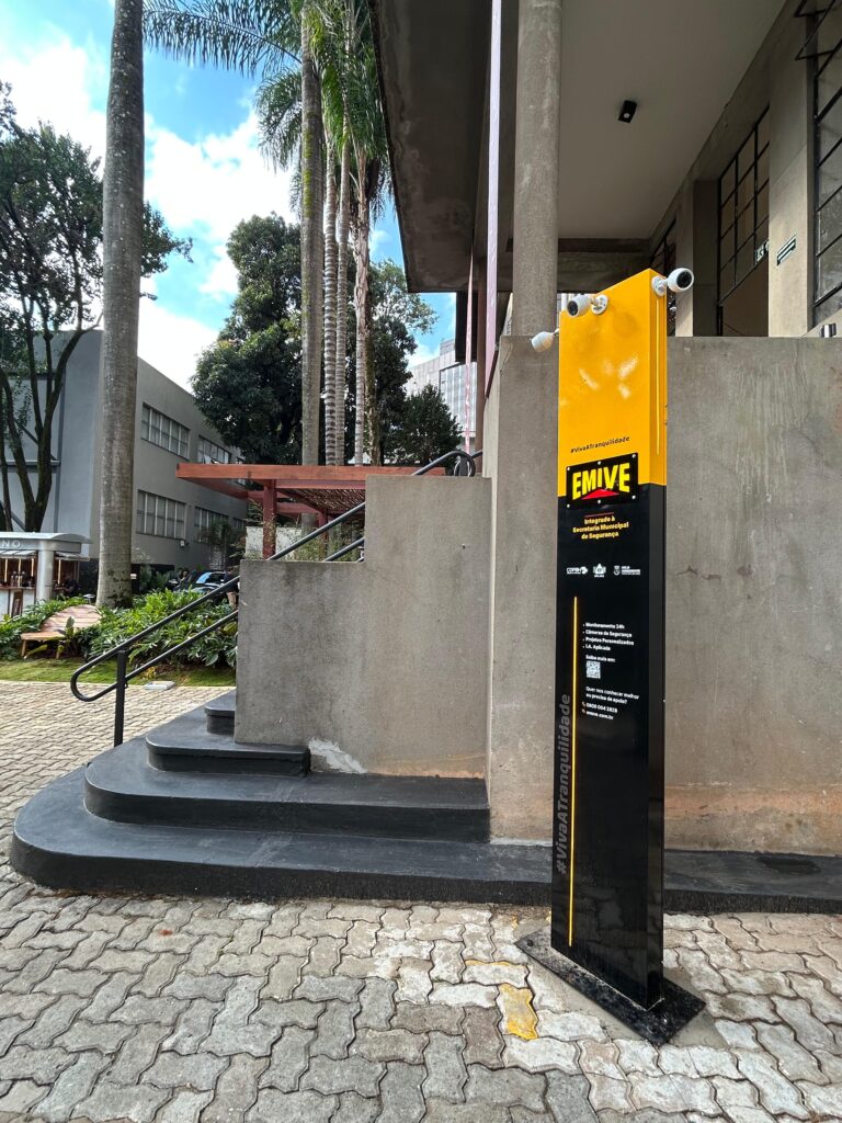 Emive&Co marca presença na CASACOR Minas Gerais com soluções de segurança